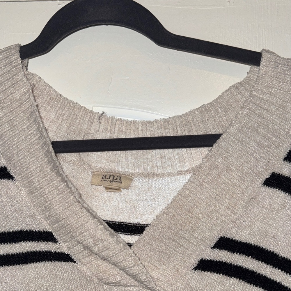 Striped V-Neck Sweater - Picture 5 of 6